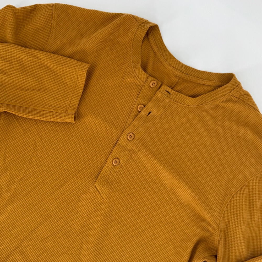 lululemon athletica Men's Long Sleeve Henley in Mustard
